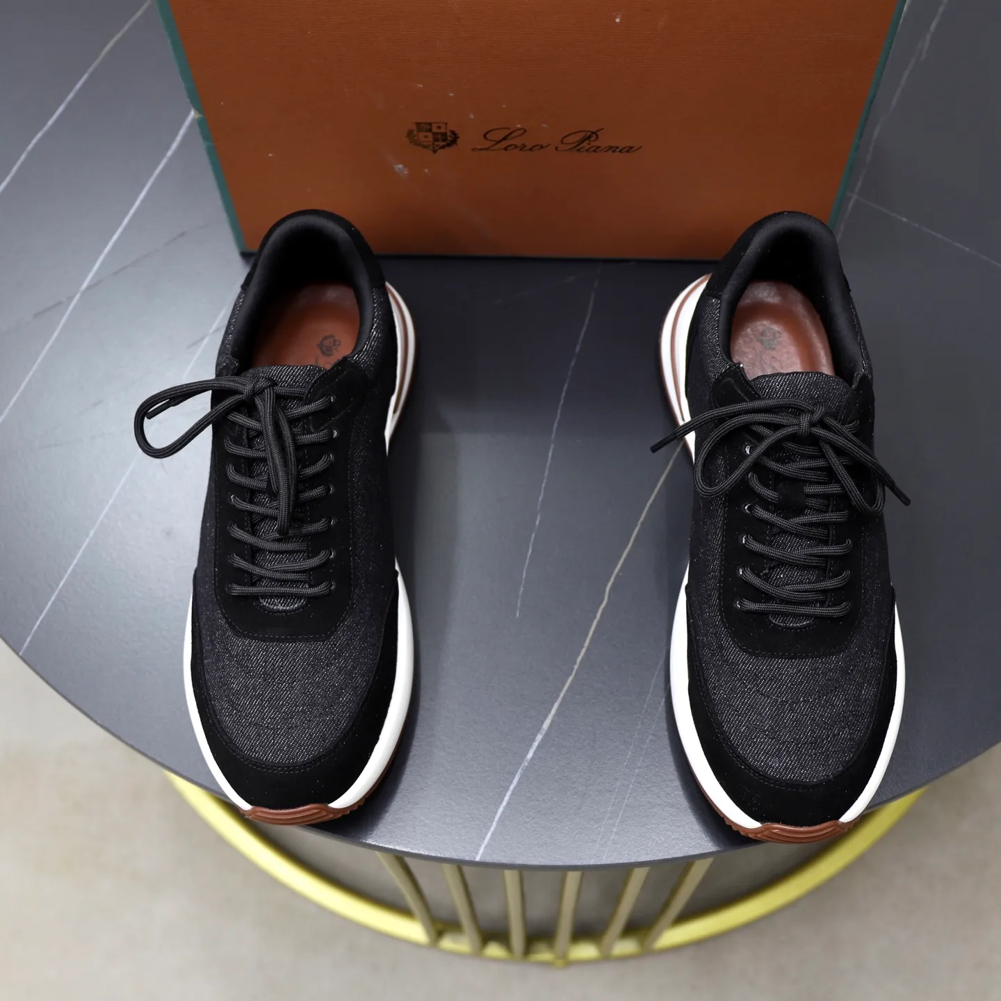 Ex-factory price: 462💰Loropiana LP men's shoes ♞size; 38-44 "45. Customized" original leather splicing. It is really easy to wear, lazy, relaxed, casual, perfect comfort, and there are many color choices, and they all look good with clothes. Is it true that Loropiana can bring social value? “Loropiana is the best thing money can buy”